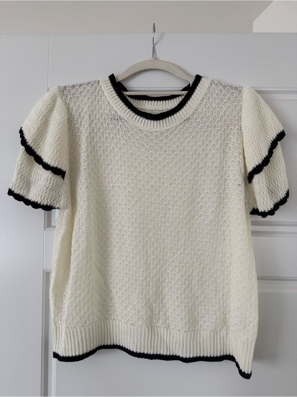 Ruffle puff sleeve sweater medium